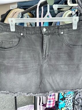 wild fable Black Washed Denim Skirt with Embroidered Waistband